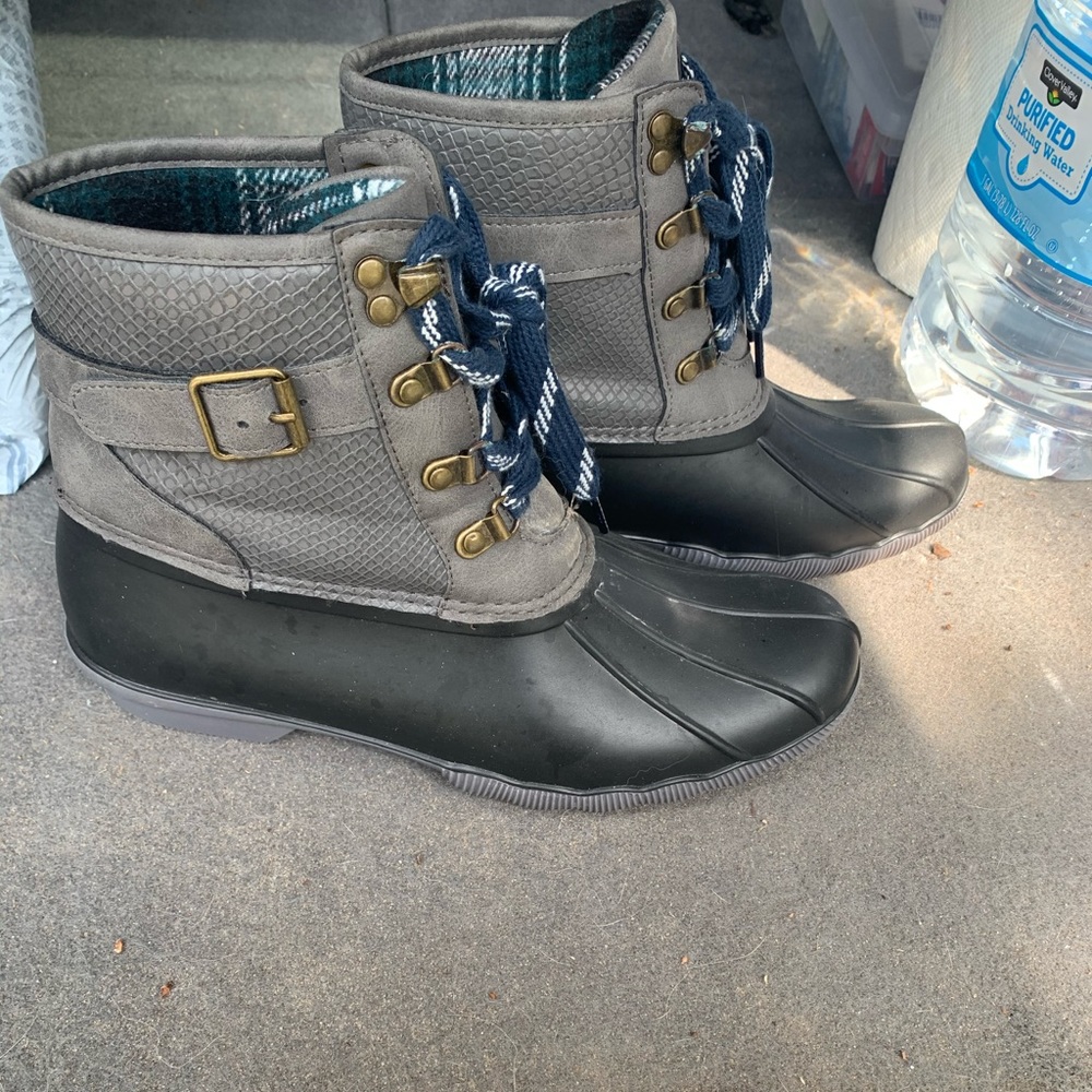 Rain boots